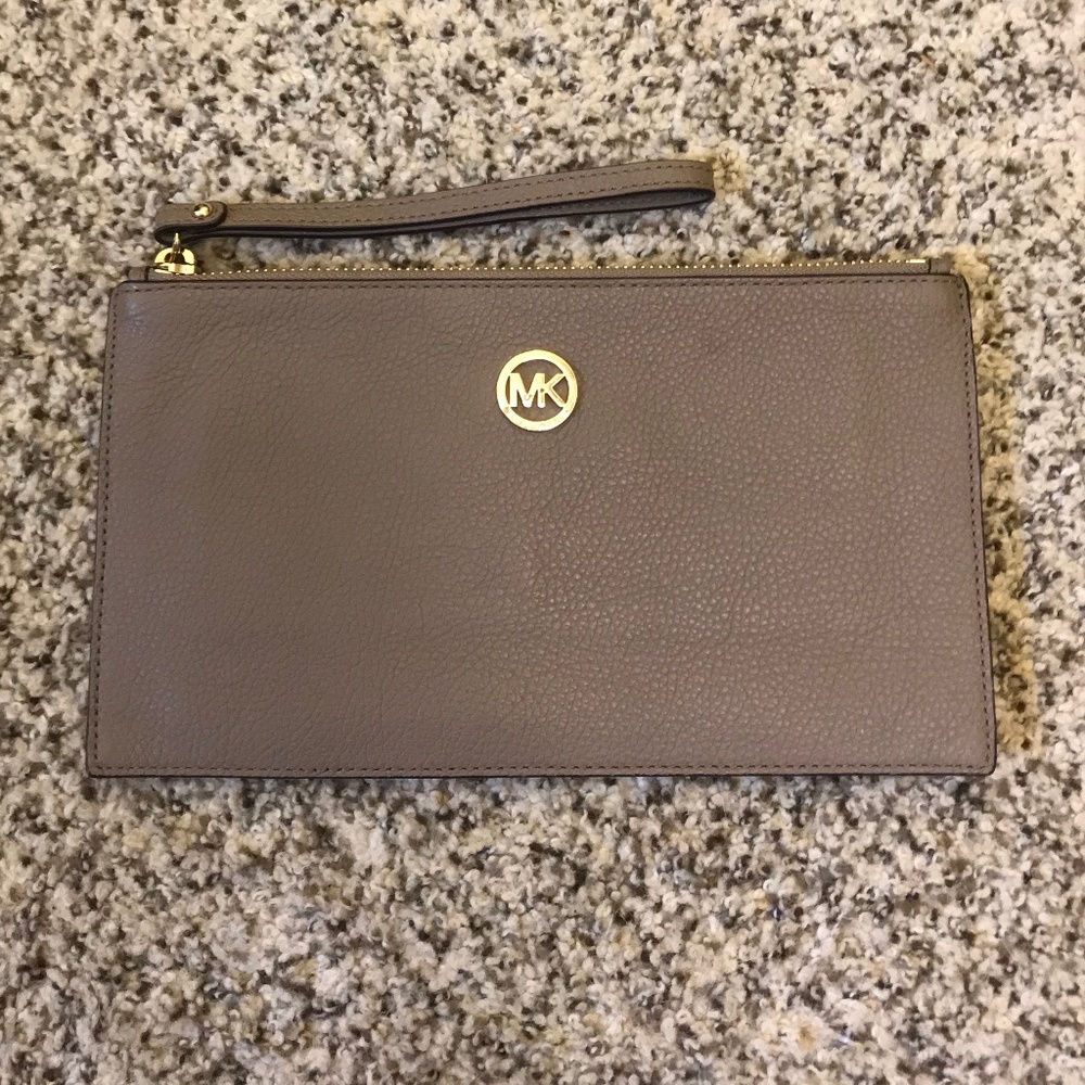 Michael Kors Large Wristlet